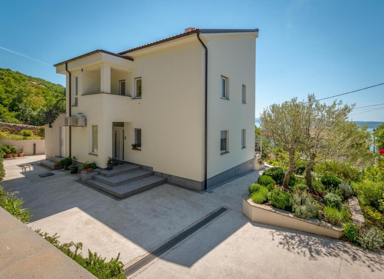Apartments Moon Dramalj Exterior photo